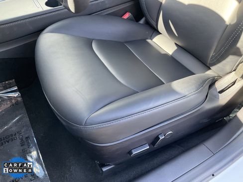 Used 2023 Tesla Model 3 Standard Range image 16