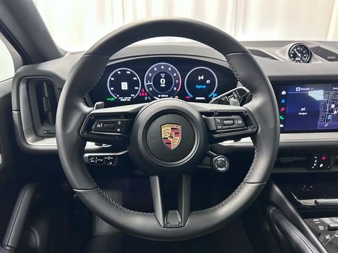 Certified 2026 Porsche Cayenne Coupe AWD/4WD image 13