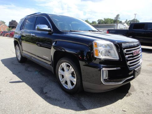 Used 2017 GMC Terrain SLT w/ Open Road Package AWD/4WD image 3