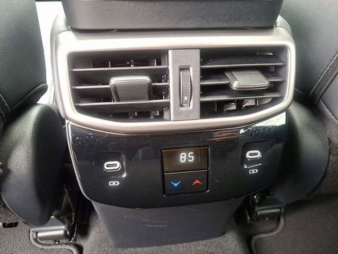 Used 2025 Lexus RX 350 Premium image 11