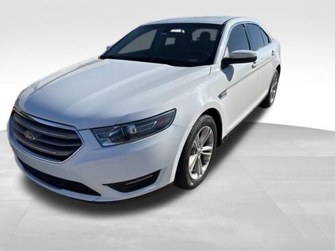 Used 2016 Ford Taurus SEL FWD image 7