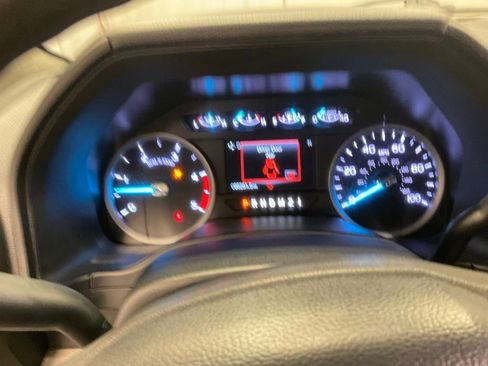 Used 2019 Ford F250 XLT w/ Camper Package AWD/4WD image 2