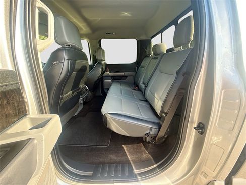 Used 2022 Ford F150 Lariat w/ Equipment Group 502A High image 25