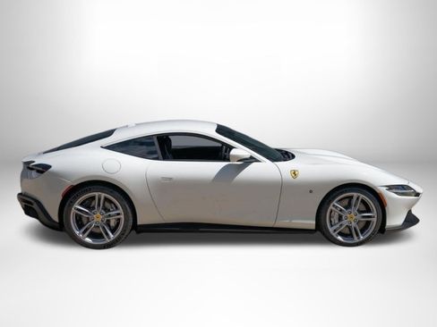 Used 2022 Ferrari Roma RWD image 6