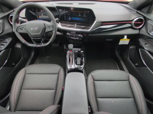 New 2026 Chevrolet Trax RS w/ Driver Confidence Package FWD image 5