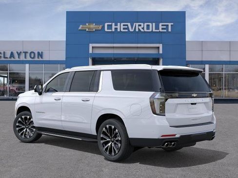 New 2026 Chevrolet Suburban High Country w/ Sun And Tow Package AWD/4WD image 25