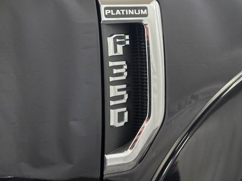Used 2022 Ford F350 Platinum image 32
