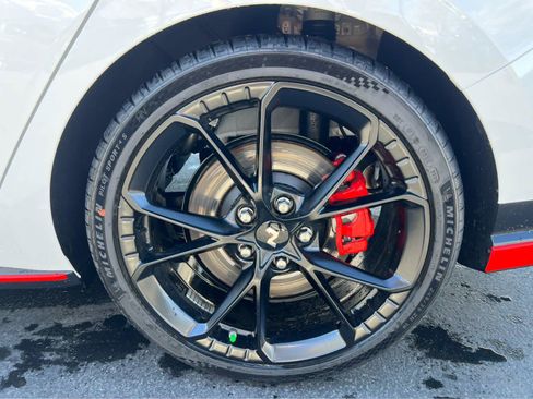 New 2026 Hyundai Elantra N FWD image 14