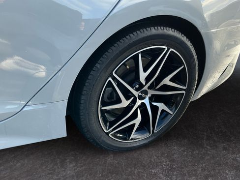 Used 2022 Kia Stinger GT-Line w/ Sun & Sound Package image 10