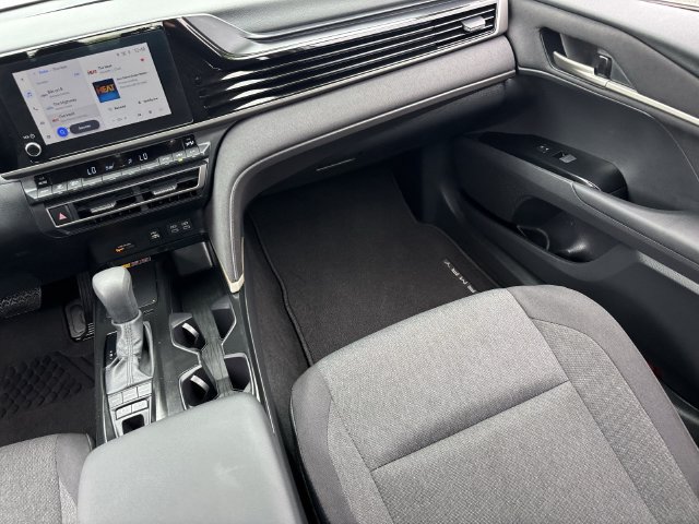 Used 2026 Toyota Camry LE FWD image 16