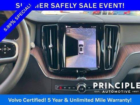 Certified 2023 Volvo XC60 B5 Plus w/ Protection Package Premier FWD image 19