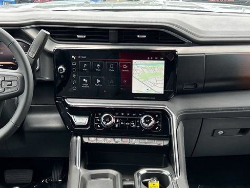 New 2026 GMC Sierra 2500 Denali w/ Technology Package AWD/4WD image 20