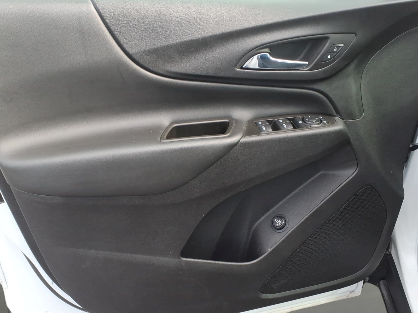 Certified 2024 Chevrolet Equinox LT FWD image 9