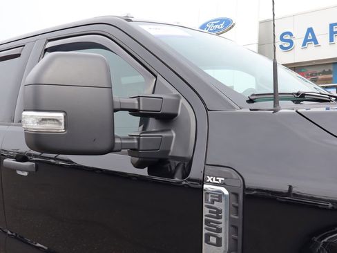 Used 2023 Ford F350 XLT w/ 360-Degree Camera Package image 17