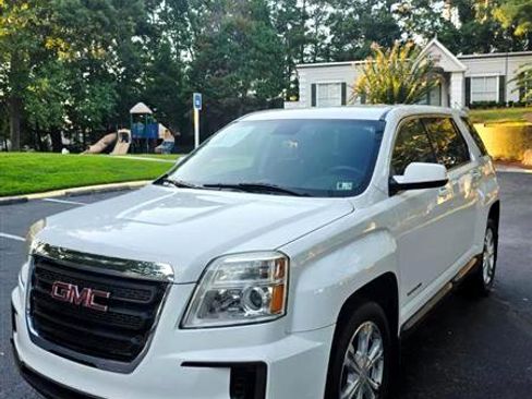 Used 2017 GMC Terrain SLE image 2