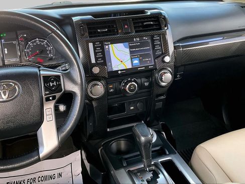 Used 2022 Toyota 4Runner SR5 Premium w/ Moonroof Package AWD/4WD image 7