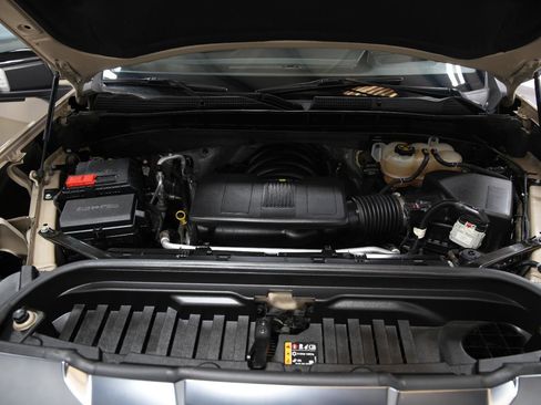 Used 2022 GMC Sierra 1500 AT4 w/ AT4 Premium Package image 12