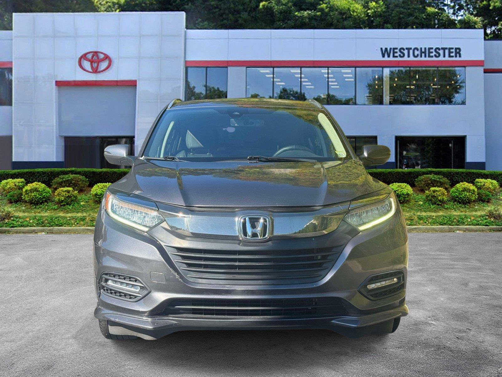 Used 2019 Honda HR-V Touring image 2