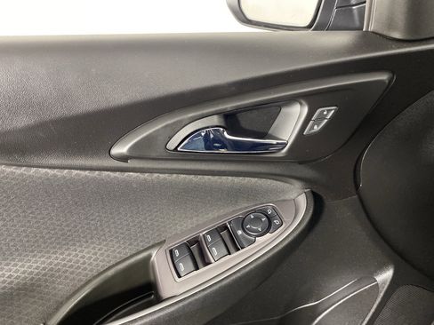Used 2020 Chevrolet Malibu LS image 14