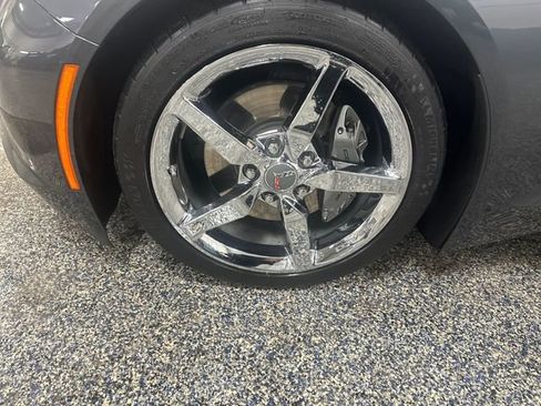 Used 2014 Chevrolet Corvette Stingray Coupe w/ 2LT Preferred Equipment Group image 29