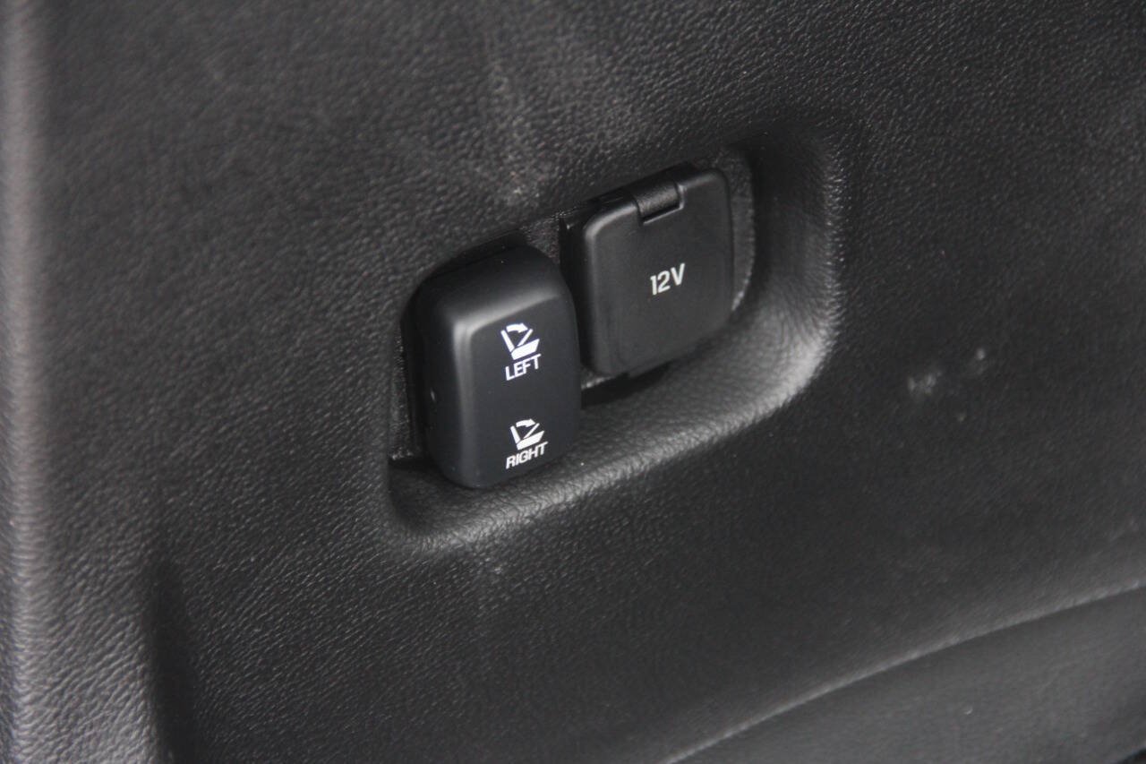 Used 2024 Ford Edge SEL AWD/4WD image 11