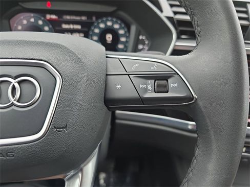 Used 2025 Audi Q3 2.0T Premium w/ Convenience Package image 22