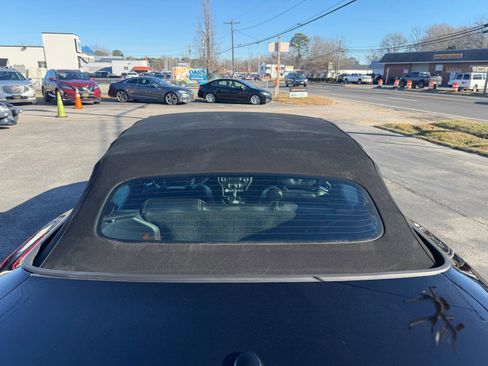 Used 2017 Ford Mustang GT Premium w/ Equipment Group 401A image 7