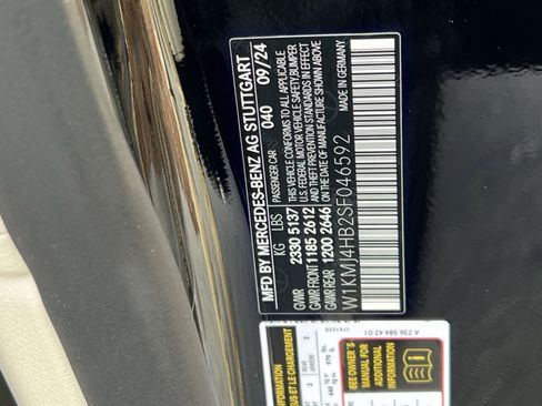 Certified 2025 Mercedes-Benz CLE 300 4MATIC Coupe image 35