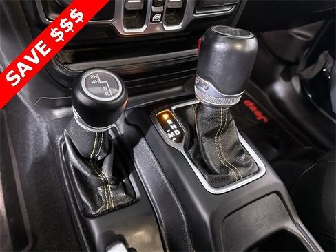 Used 2022 Jeep Gladiator Overland image 16