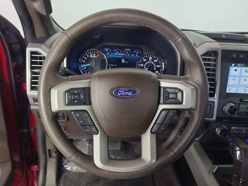 Used 2018 Ford F150 King Ranch w/ Equipment Group 601A Luxury AWD/4WD image 13