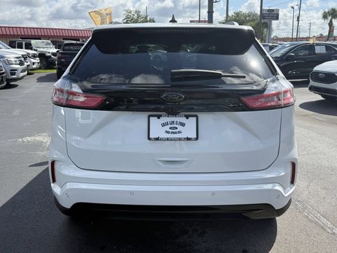 Certified 2024 Ford Edge SE w/ Black Appearance Package AWD/4WD image 5