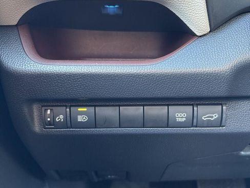 Used 2023 Toyota RAV4 Limited image 24