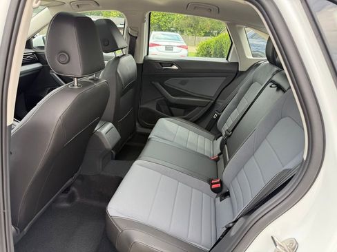 New 2025 Volkswagen Jetta SE image 15