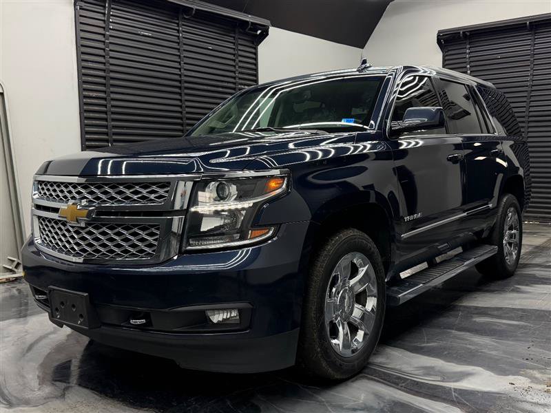 Used 2019 Chevrolet Tahoe LT w/ LT Signature Package AWD/4WD image 2