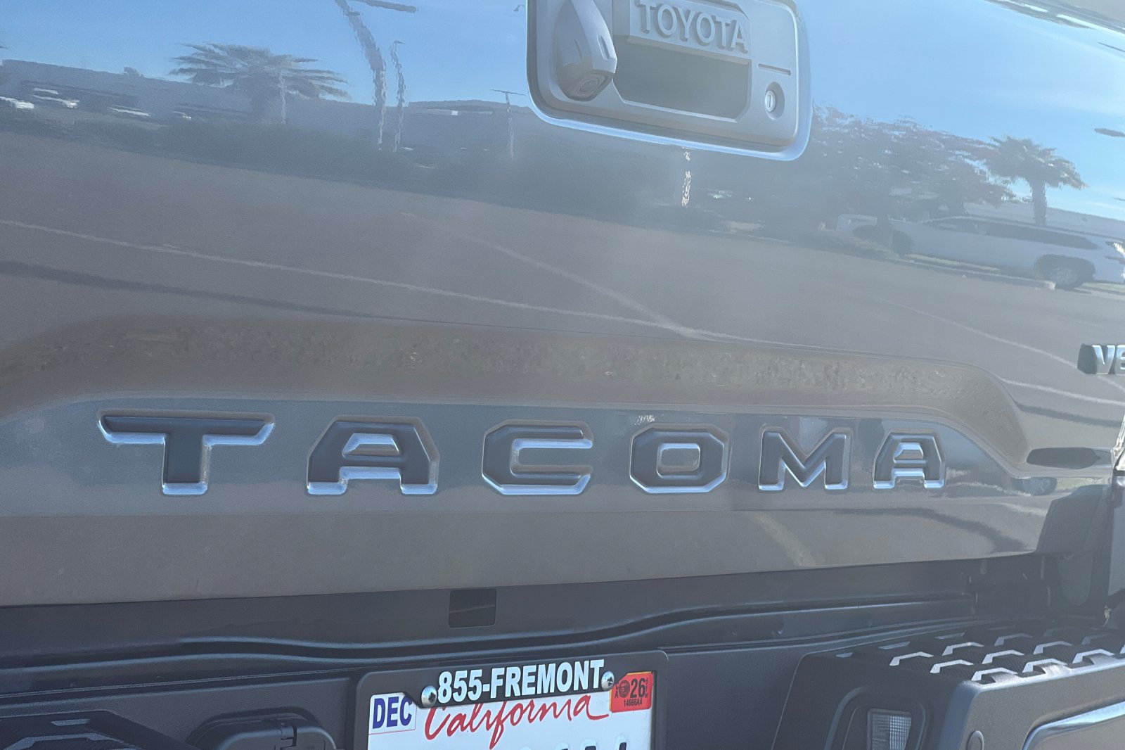 Certified 2022 Toyota Tacoma TRD Off-Road w/ Technology Package AWD/4WD image 26