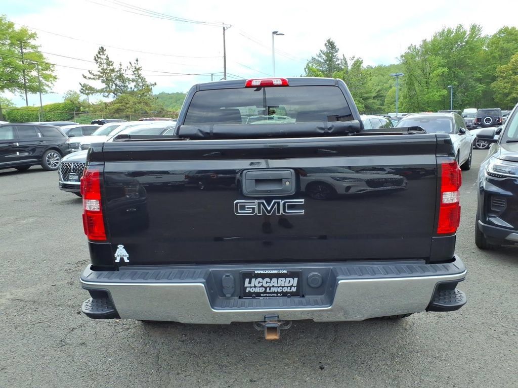 Used 2017 GMC Sierra 1500 SLE w/ SLE Value Package AWD/4WD image 5