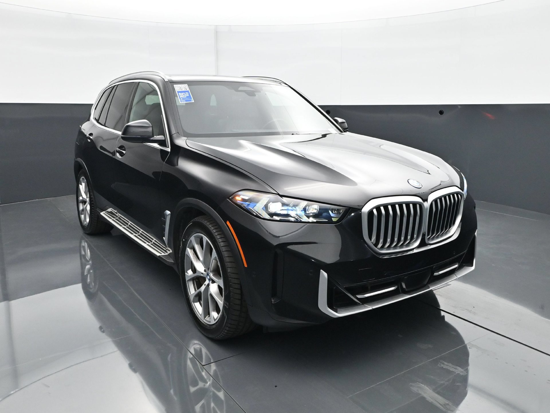 Used 2025 BMW X5 xDrive50e AWD/4WD image 11
