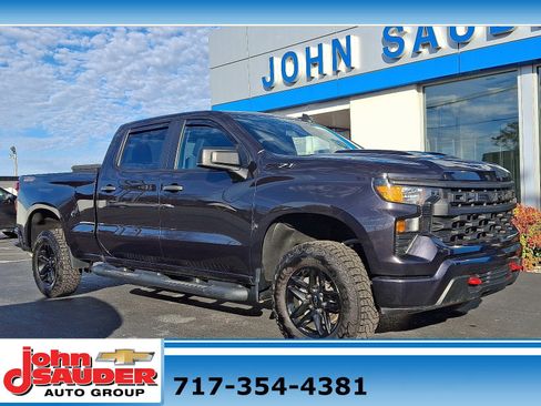 Used 2024 Chevrolet Silverado 1500 Custom Trail Boss w/ LPO, Dark Essentials Package image 1