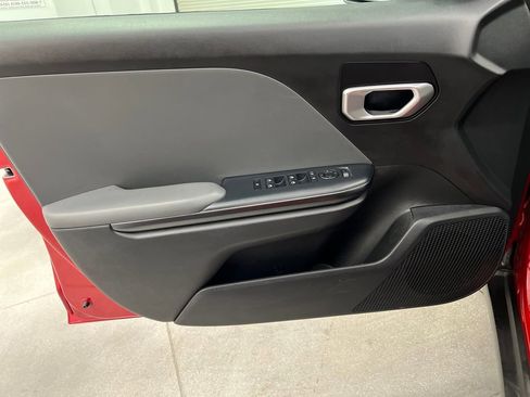 Used 2025 Kia K4 FWD image 11