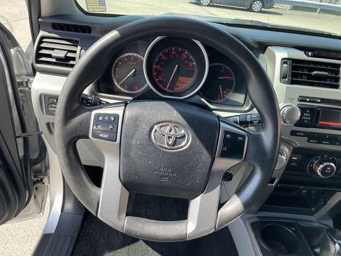 Used 2011 Toyota 4Runner SR5 AWD/4WD image 16
