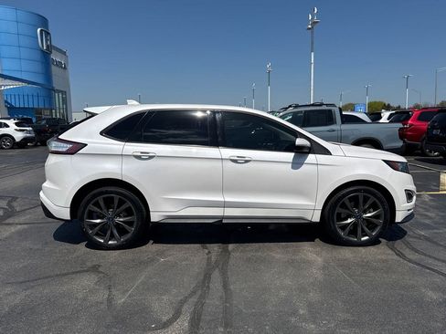 Used 2018 Ford Edge Sport w/ Technology Package AWD/4WD image 12