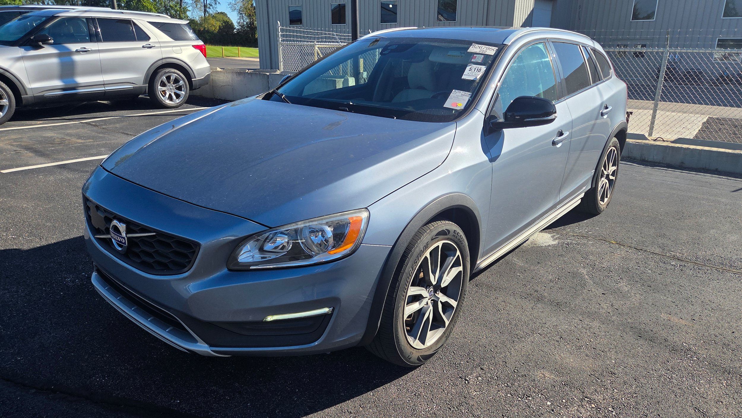 Used 2017 Volvo V60 T5 Cross Country w/ Climate Package AWD/4WD image 5