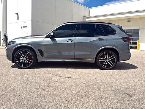 Certified 2025 BMW X5 sDrive40i w/ Executive Package RWD image 4