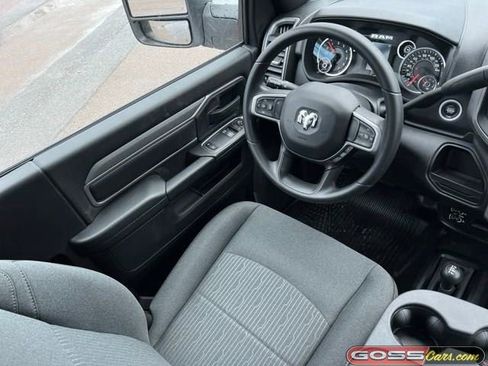 New 2024 RAM 3500 Tradesman image 17