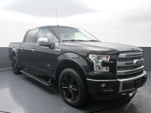 Used 2015 Ford F150 Platinum w/ Equipment Group 701A Luxury image 3