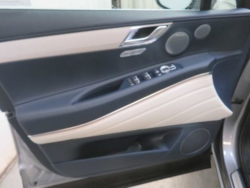 New 2026 Genesis GV80 3.5T Prestige image 10