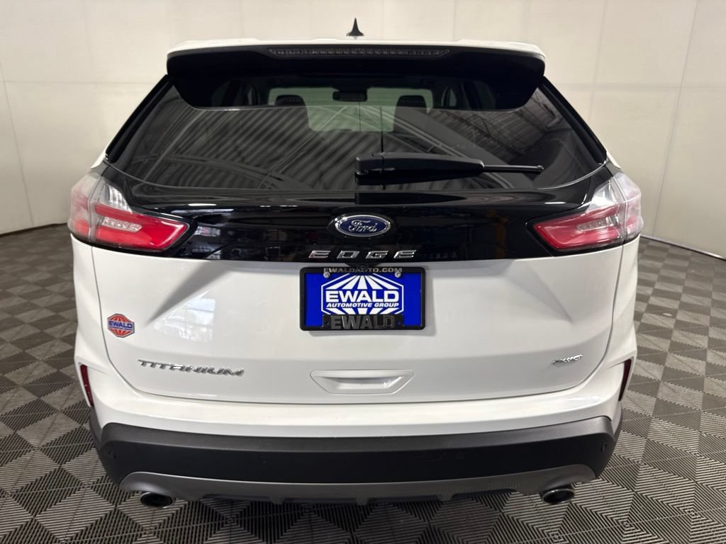 Used 2024 Ford Edge Titanium w/ Equipment Group 301A AWD/4WD image 9