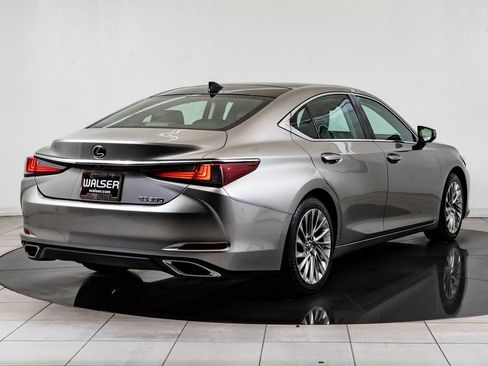 Used 2019 Lexus ES 350 Luxury image 10