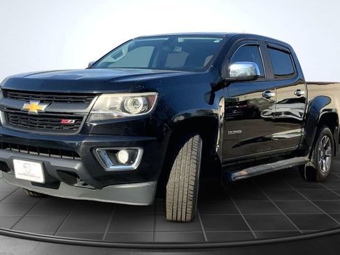 Used 2015 Chevrolet Colorado Z71 AWD/4WD image 4
