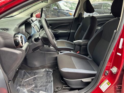 Used 2025 Nissan Versa SV FWD image 24